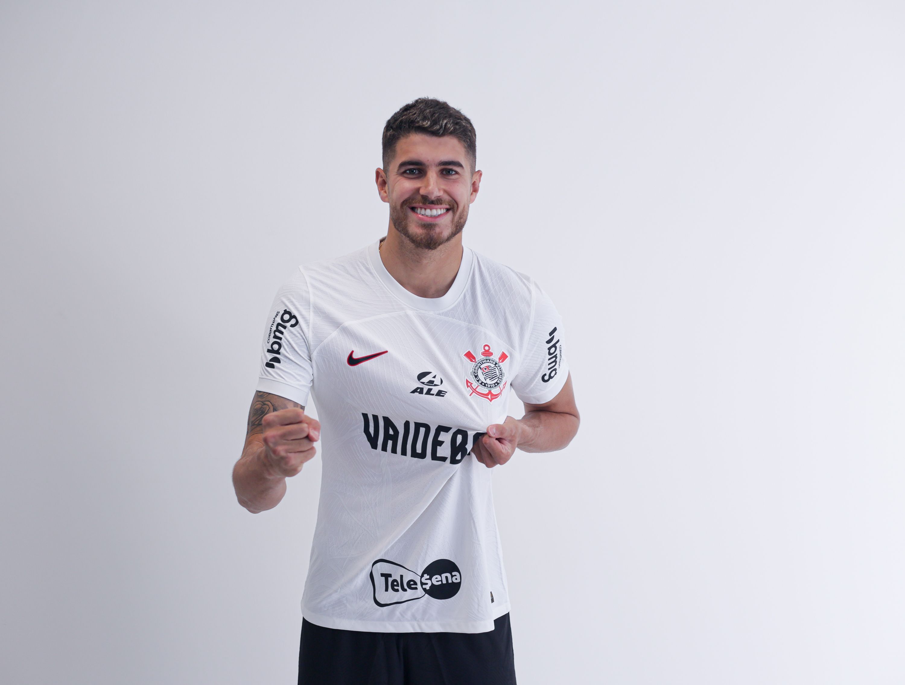 Multa, porcentagem e tempo de contrato: tudo sobre Pedro Raul no Corinthians