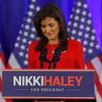 Haley confirma desistência da corrida eleitoral sem declarar apoio a Trump em disputa com Biden