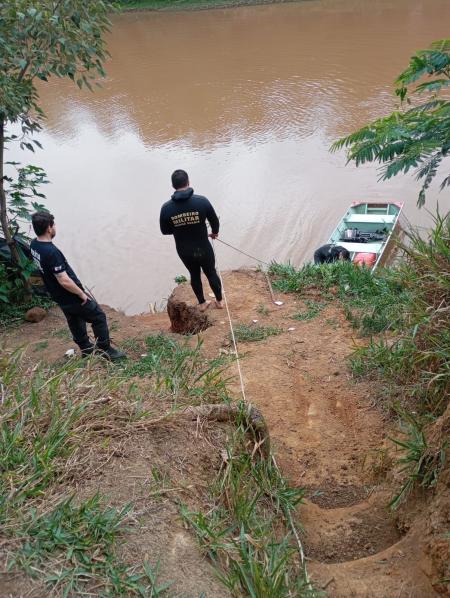 Um homem de 53 anos, desaparecido desde o dia 11, foi encontrado morto em um rio da cidade.