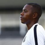 Robinho completa primeiro mês na cadeia após ser condenado por estupro