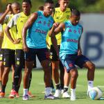 Em alta e com opções, Filipe Luís projeta sequência de clássicos do Flamengo