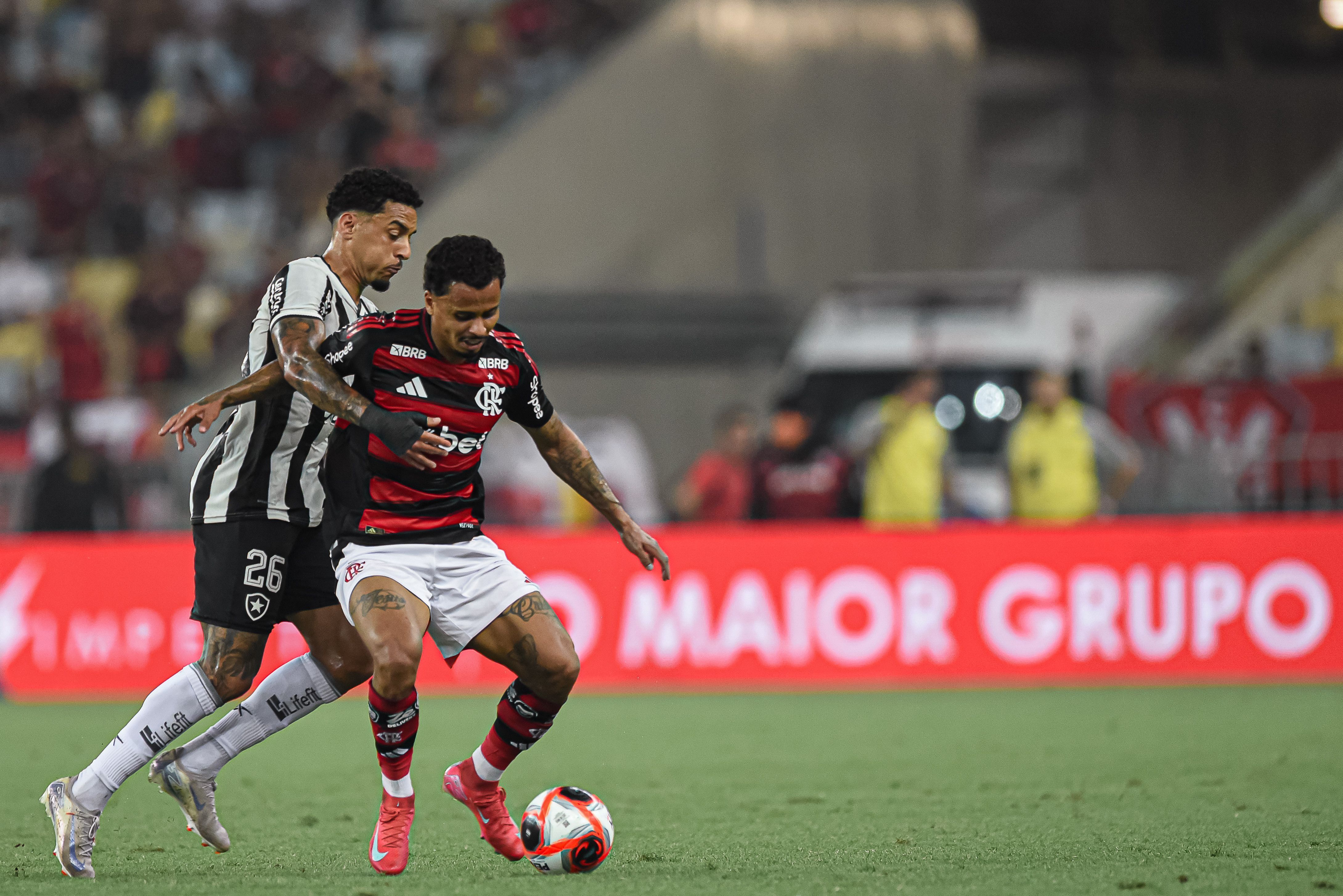Allan 'fala em campo' e avalia fase no Flamengo: 'Senti que era minha última tacada'