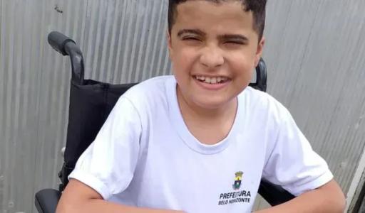Victor, de 11 anos, foi diagnosticado com distrofia muscular de Duchenne