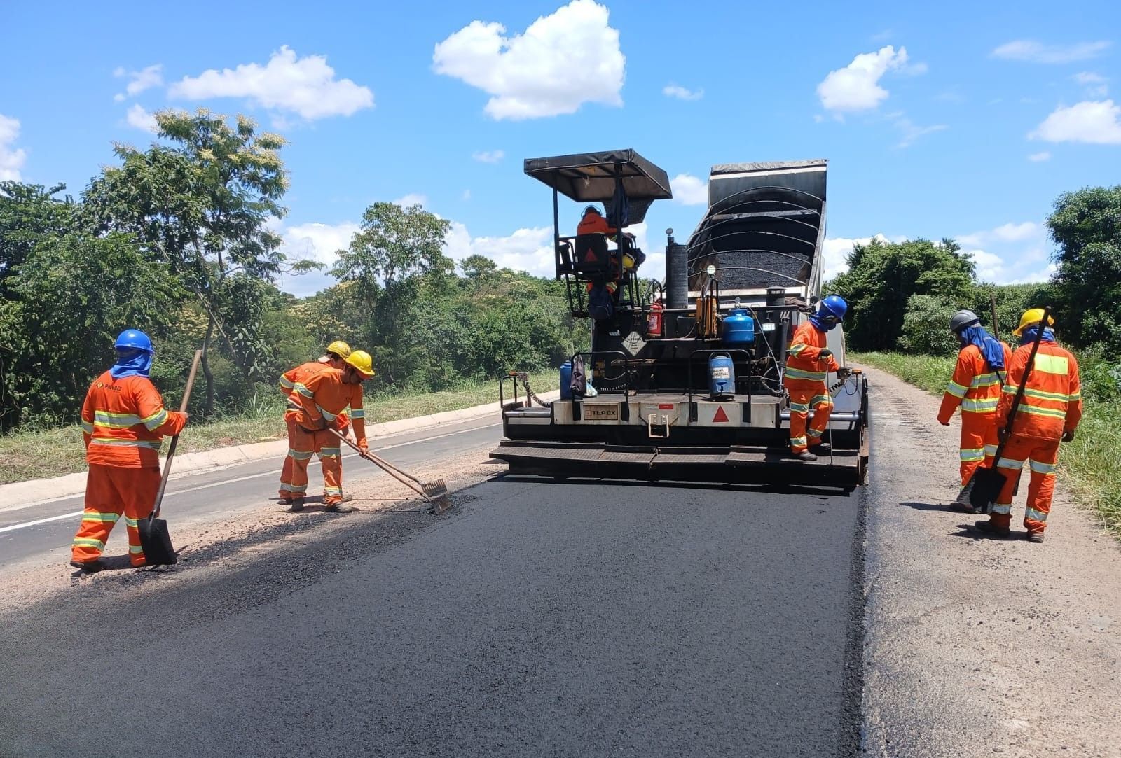 Rodovia em Monte Belo passa por intervenções nesta semana