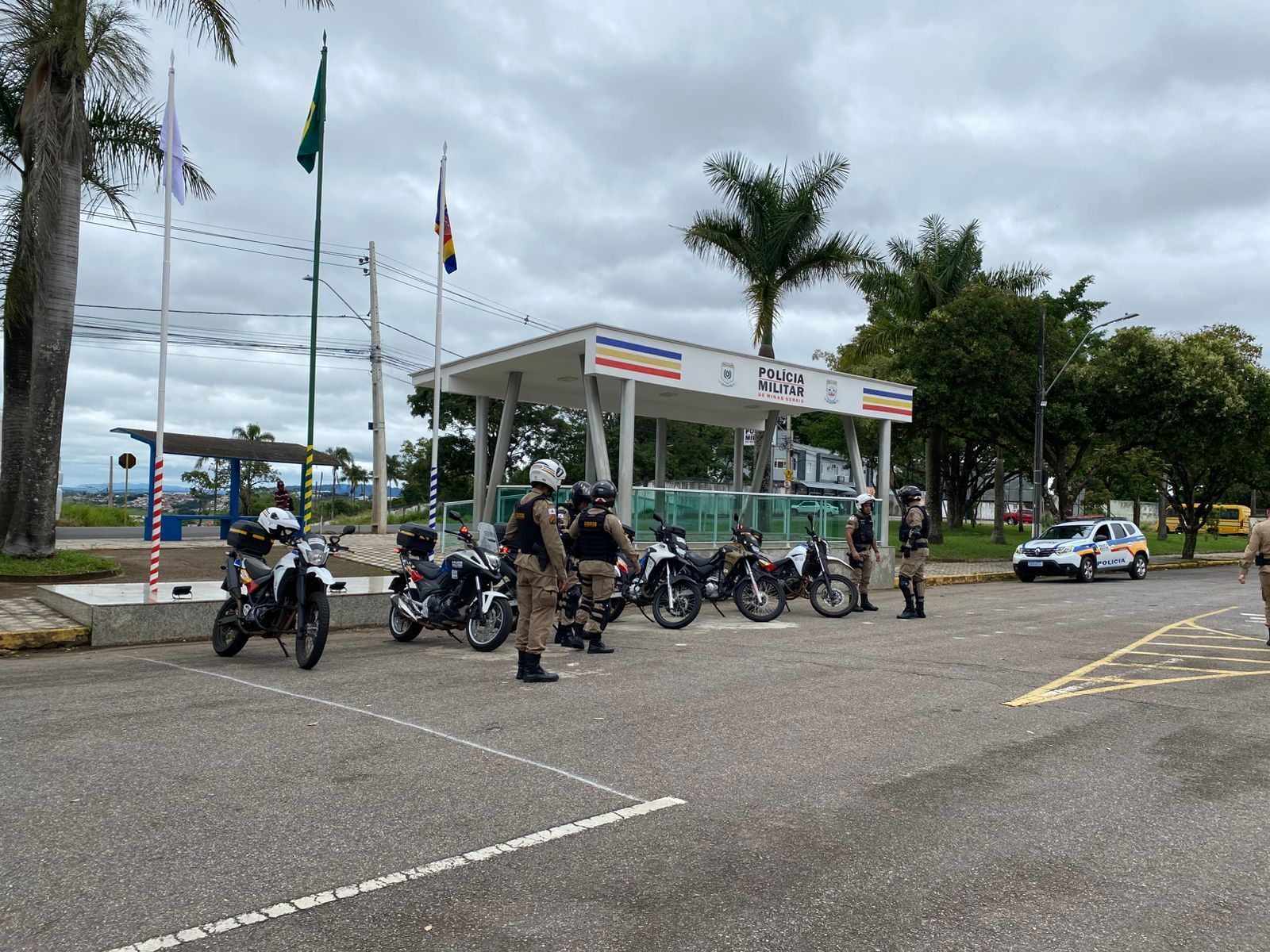 Operação Cavalo de Aço combate rolezinhos em Varginha e região