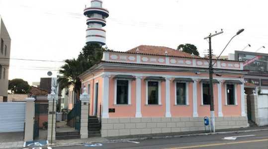 Exposição tem entrada gratuita.