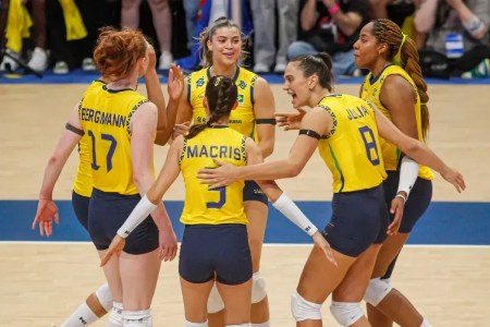 Seleção Brasileira Feminina de Vôlei durante disputa da Liga das Nações, no Rio de Janeiro