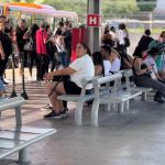 Usuários criticam início do horário de férias na Grande BH: 'Não tem ônibus e o app dá R$ 100'