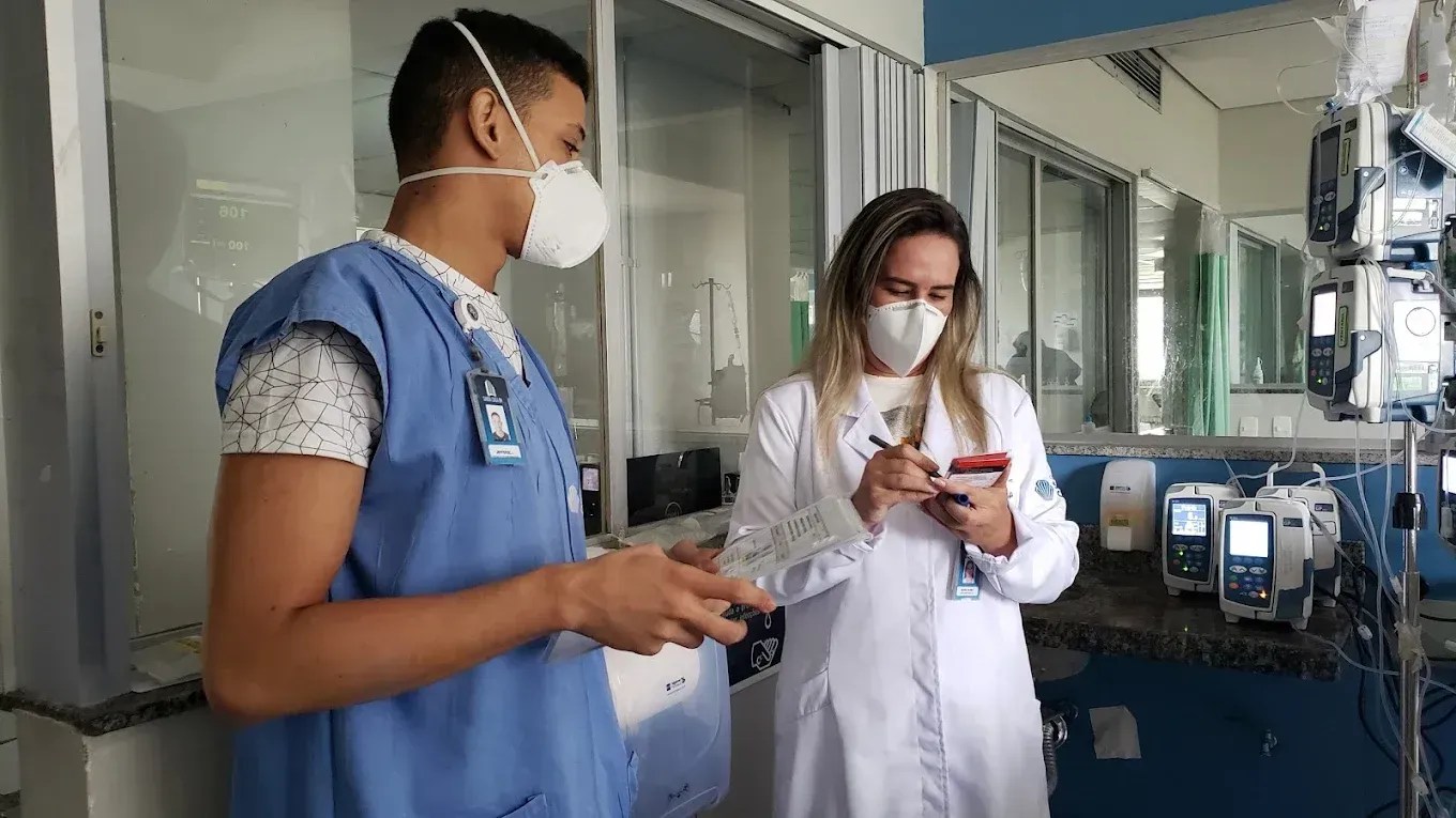 Santa Casa BH abre mais de 60 vagas em higienização e nutrição; veja como se candidatar