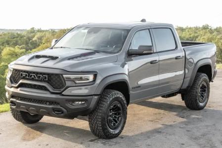Picape Ram TRX Lunar EDITION, V8 SuperCharge, de 702 cavalos, comprada por Lyanco, do Atlético