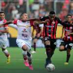 Vitória vence a Juazeirense e assume a liderança do Campeonato Baiano