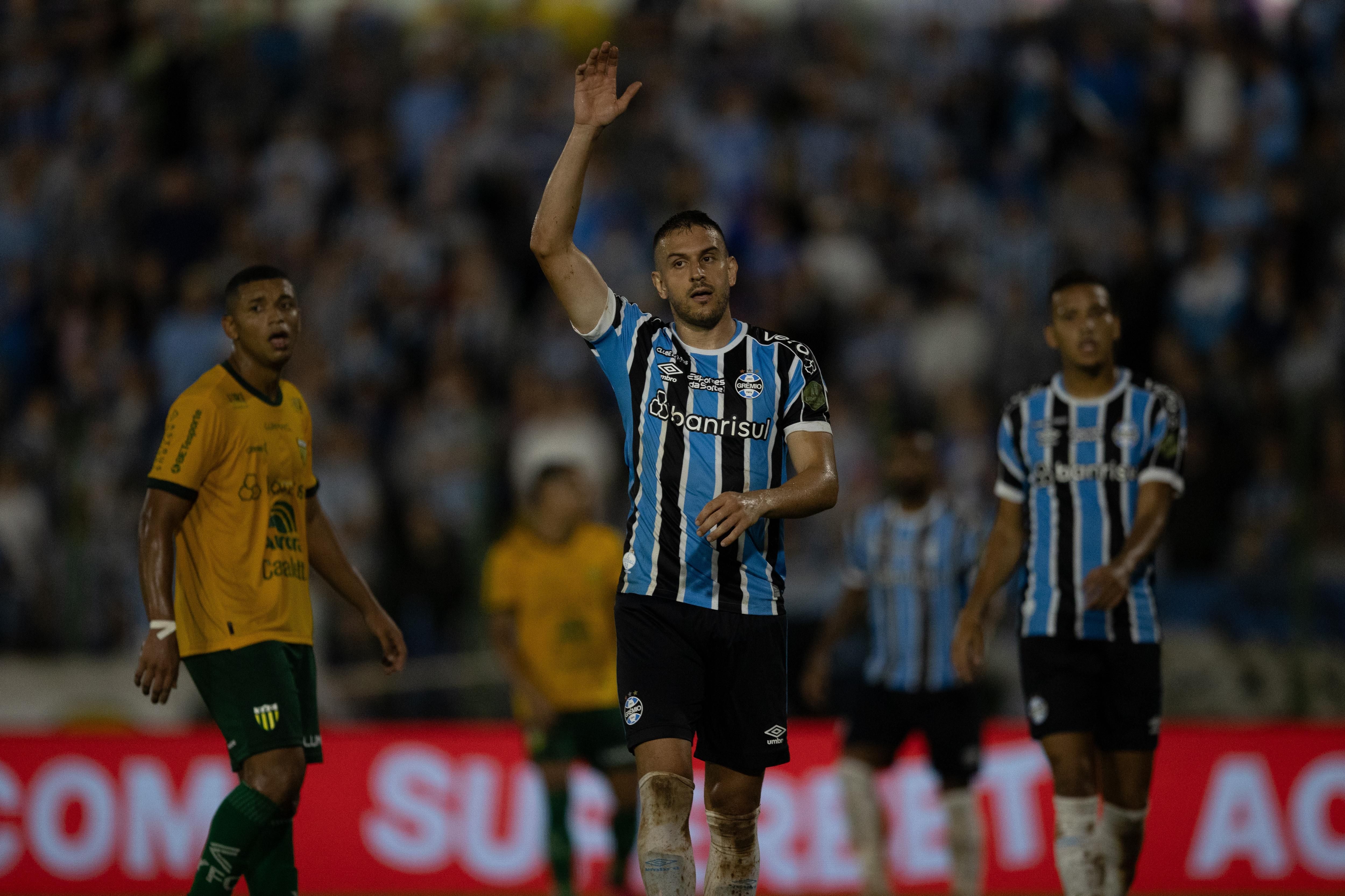 Sem Renato e com time reserva, Grêmio empata com Ypiranga no Gauchão