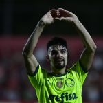 Palmeiras vence Portuguesa e assume liderança geral do Paulistão