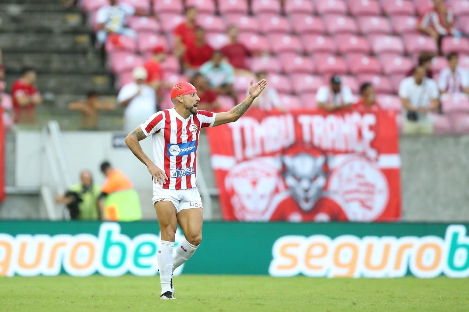 Náutico supera Retrô nos pênaltis e enfrentará Sport na final do Pernambucano