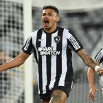 Em uma grande atuação, Botafogo goleia Juventude pelo Brasileiro