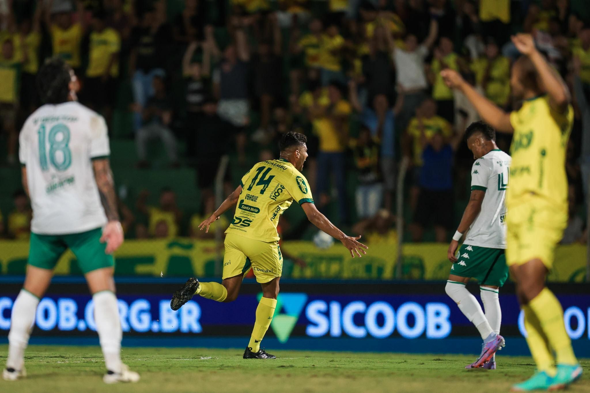 Mirassol vence, cola no G4 e afunda Guarani na lanterna da Série B