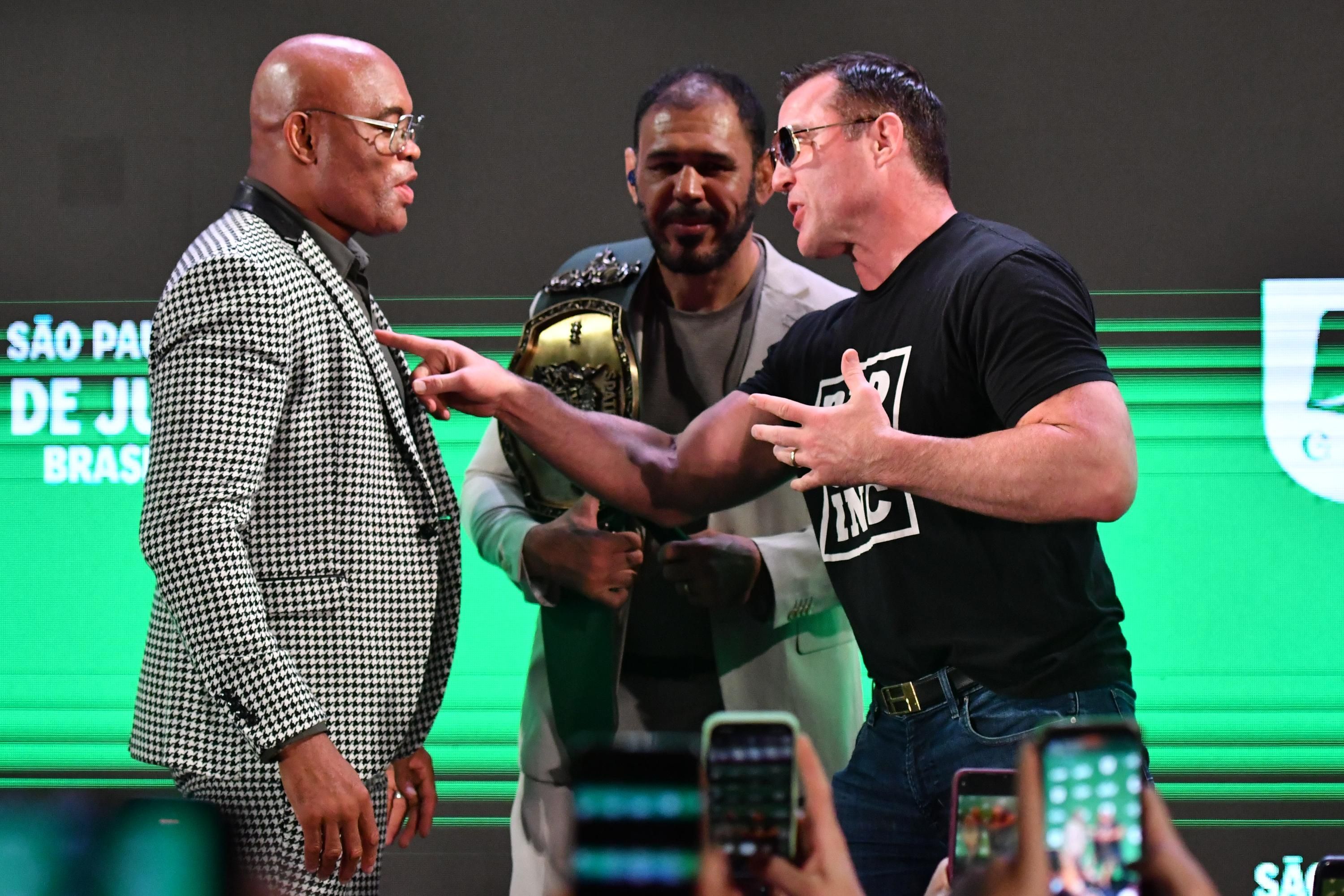 Anderson Silva x Chael Sonnen: horário, local, card e onde assistir
