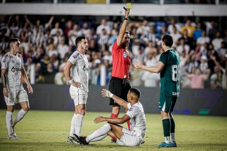 Campeonato Brasileiro Serie B - Santos x Goias