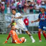 Em derrota, Gabriel Veron desencanta pelo Cruzeiro com golaço