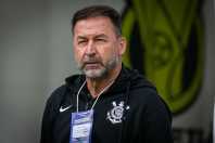 Augusto Melo é expulso do quadro de sócios do Corinthians