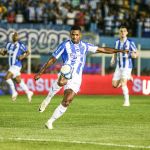 Com golaços, Paysandu vence o Ceará e ultrapassa rival na Série B
