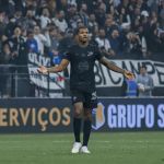 Zagueiro do Corinthians pede desculpas após ofender imprensa
