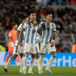 Jogador da Argentina vira alvo de investigação da Fifa e de clube inglês