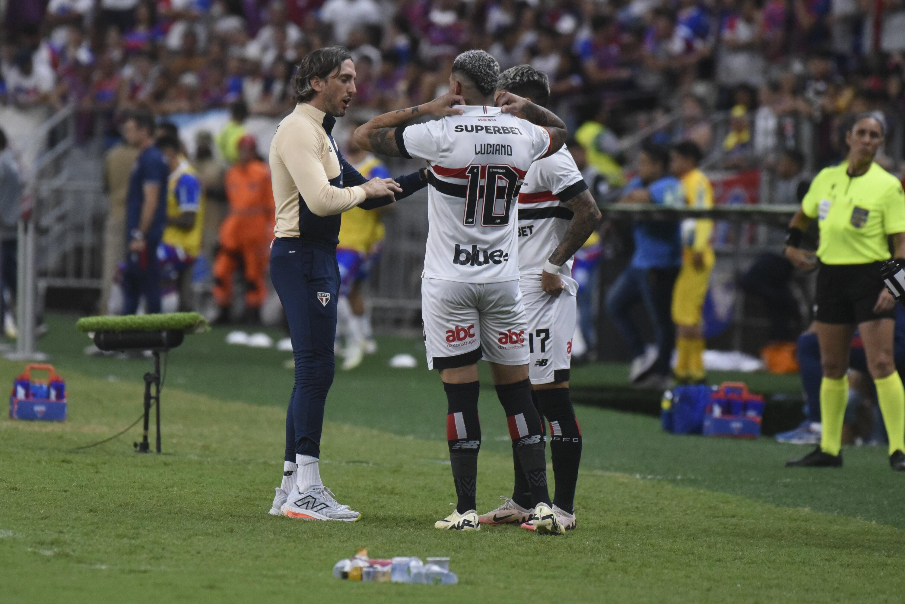 Zubeldía critica time em gol relâmpago na derrota do São Paulo para o Fortaleza