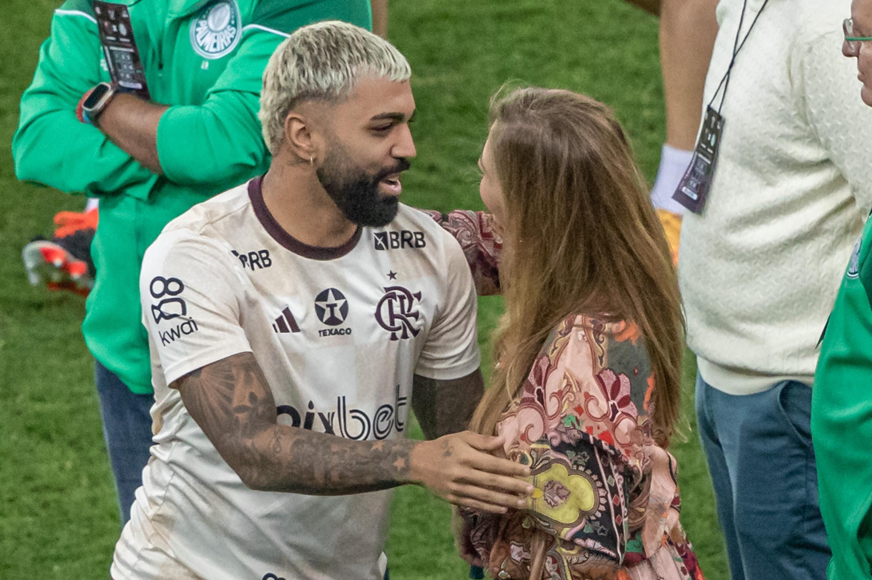 Flamengo: Marcos Braz reage a beijo de Gabigol em Leila Pereira, do Palmeiras