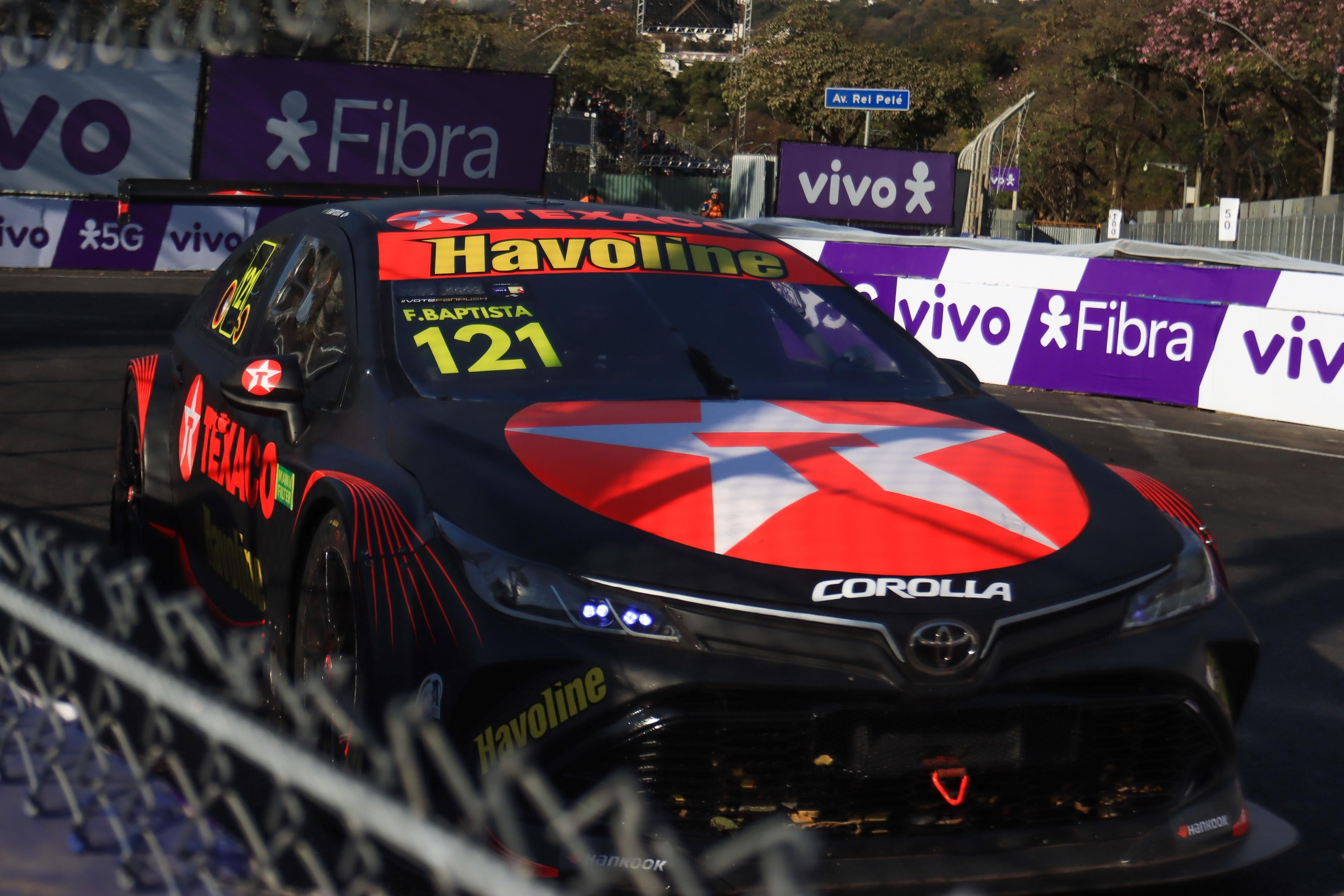 Stock Car: Felipe Baptista é agressivo na pista e vence corrida principal em BH