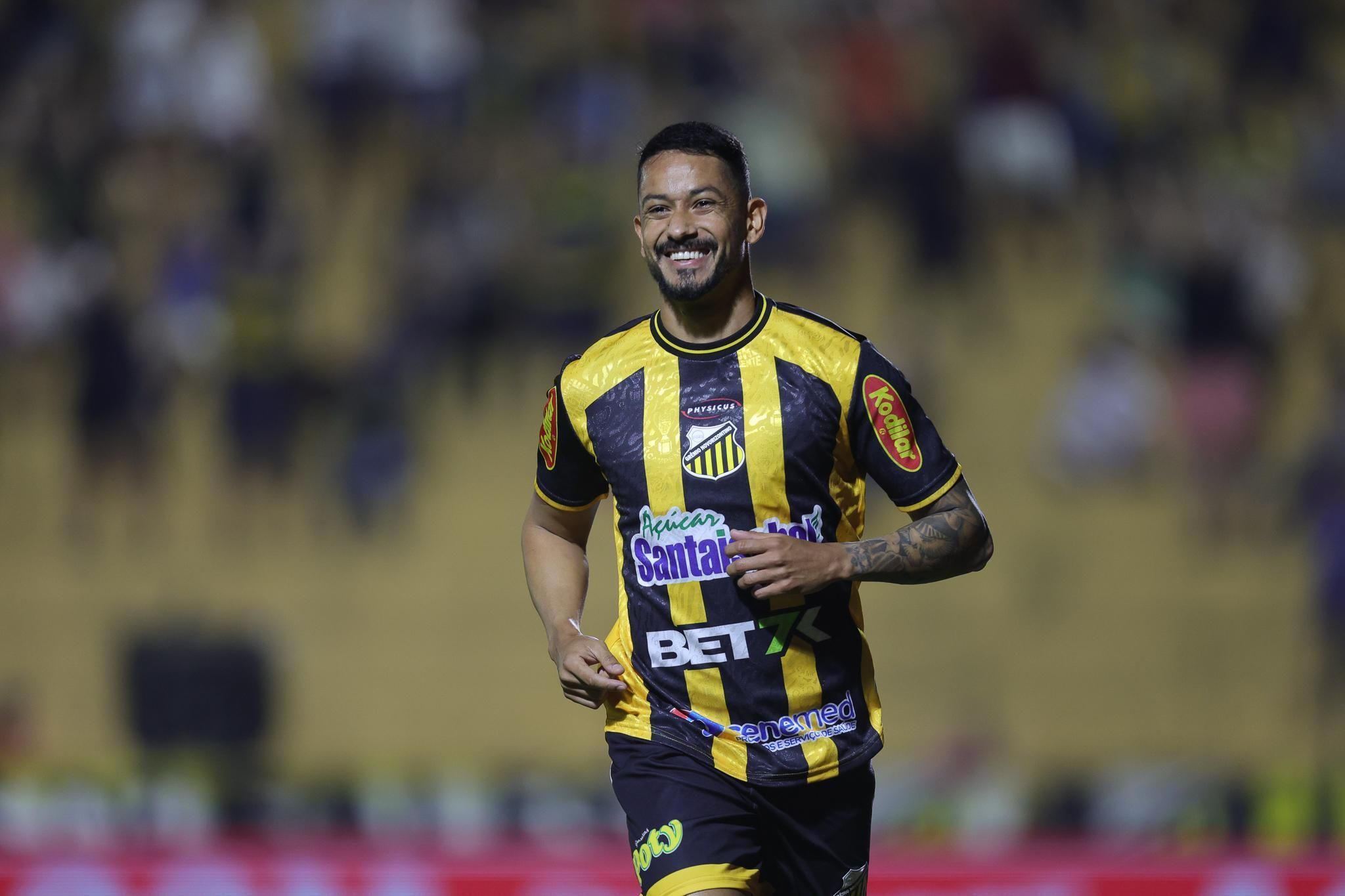 Ex-Cruzeiro marca, Novorizontino vence Ituano e amplia sequência na Série B