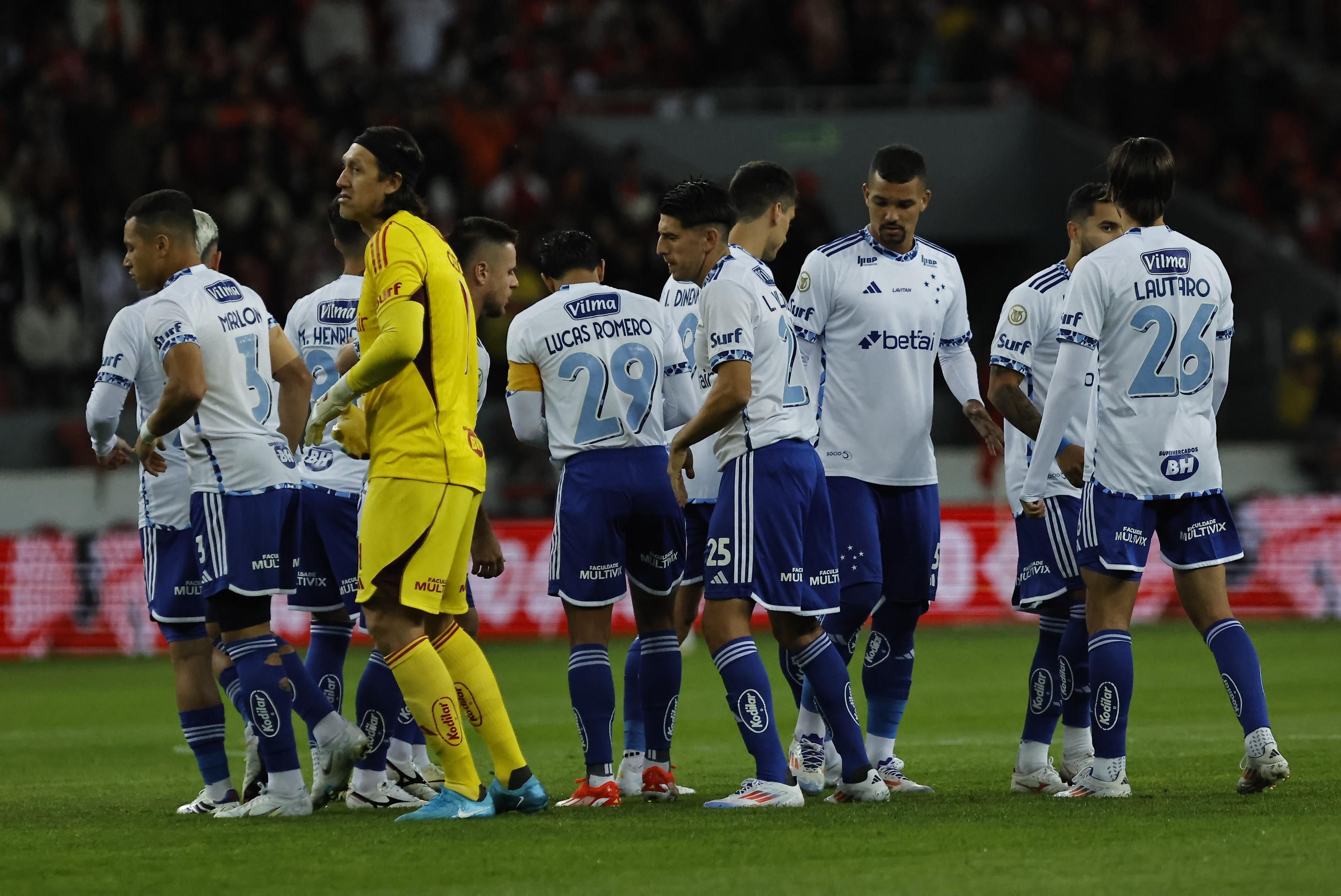 Titular revela o que faltou ao Cruzeiro contra o Inter e projeta reencontro