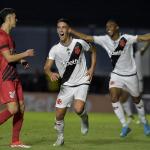 Vasco faz história novamente contra o Athletico-PR e abre vantagem na Copa do Brasil