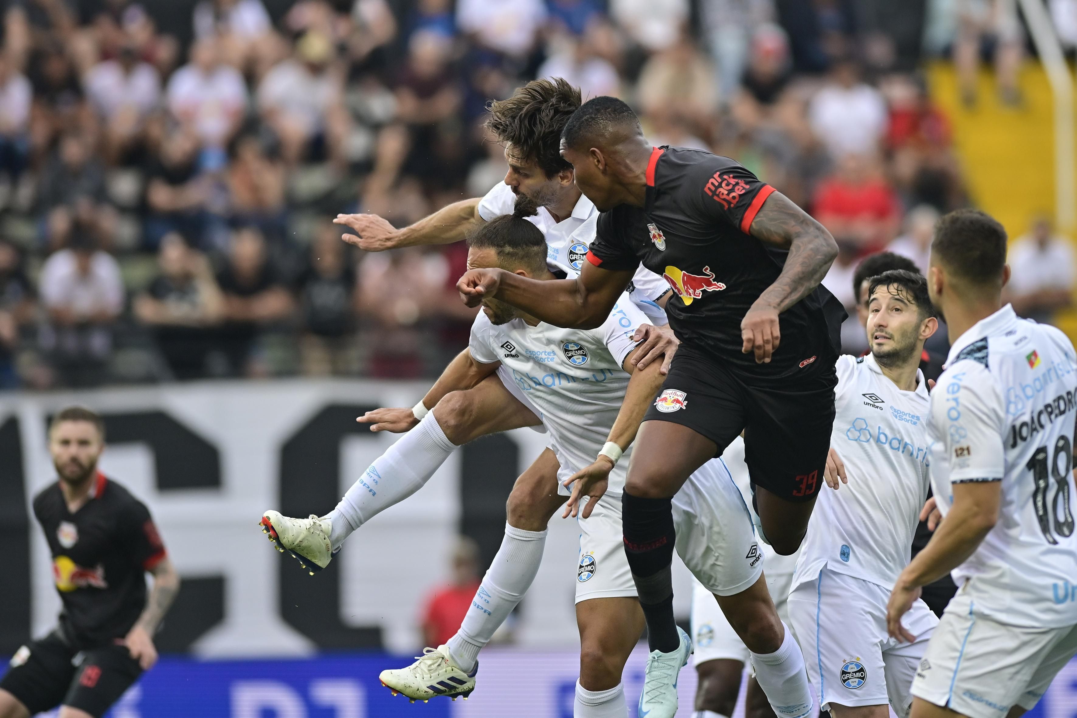 Bragantino 2 x 2 Grêmio: gols e melhores momentos do jogo pelo Brasileirão
