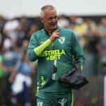 Lisca desabafa após derrota do América e dispara contra arbitragem: ‘Errou tudo’