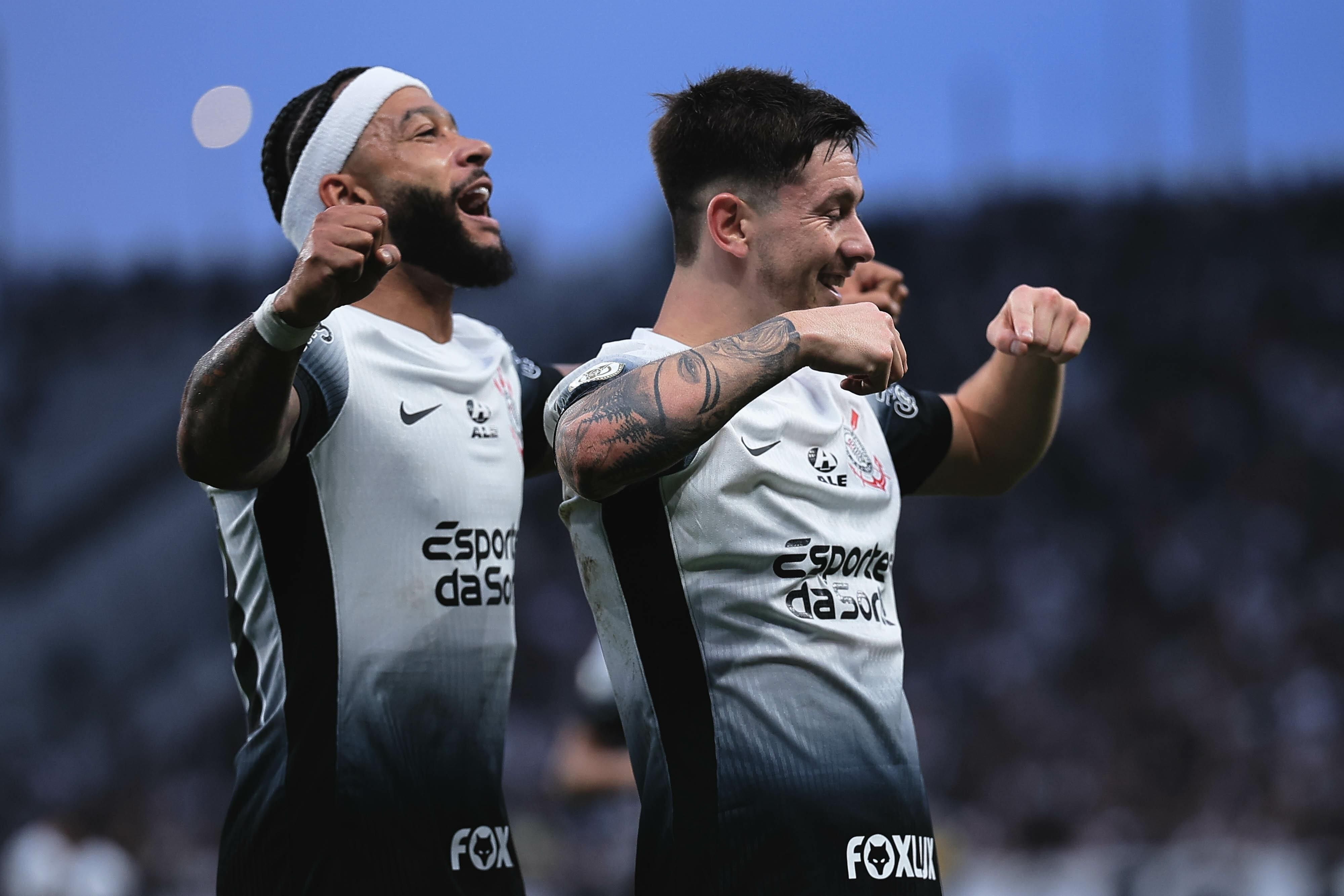 Corinthians 3 x 0 Atlético-GO: veja os gols e lances da estreia de Depay no Brasileirão