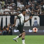 Diego Palacios volta a atuar pelo Corinthians após quase um ano