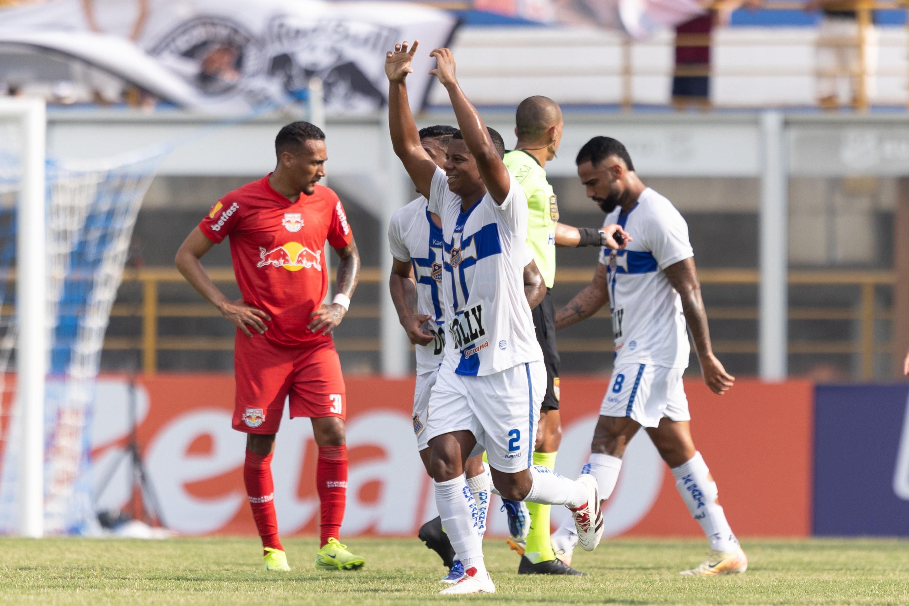 Água Santa goleia RB Bragantino e vence a primeira no Paulista
