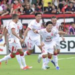 Com golaço do meio de campo, Vila Nova vence Atlético GO pelo Goiano