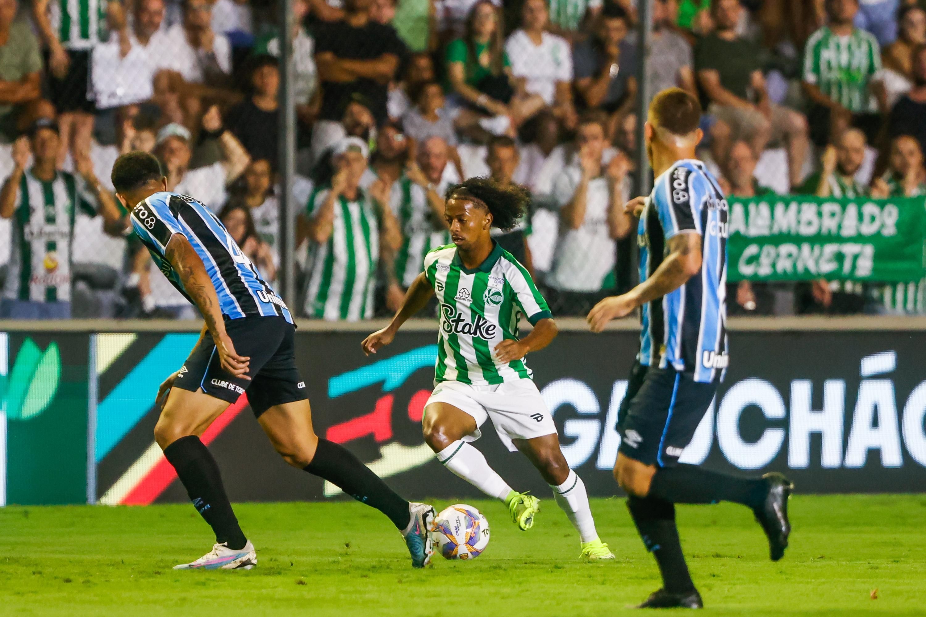Juventude vence Grêmio e dispara na liderança do Grupo C do Gauchão