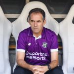 Léo Condé elogia sinergia do Ceará com a torcida na vitória sobre o Fortaleza