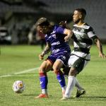 Tinga pede desculpas após falha em derrota do Fortaleza para o Altos: 'Tentei inventar'