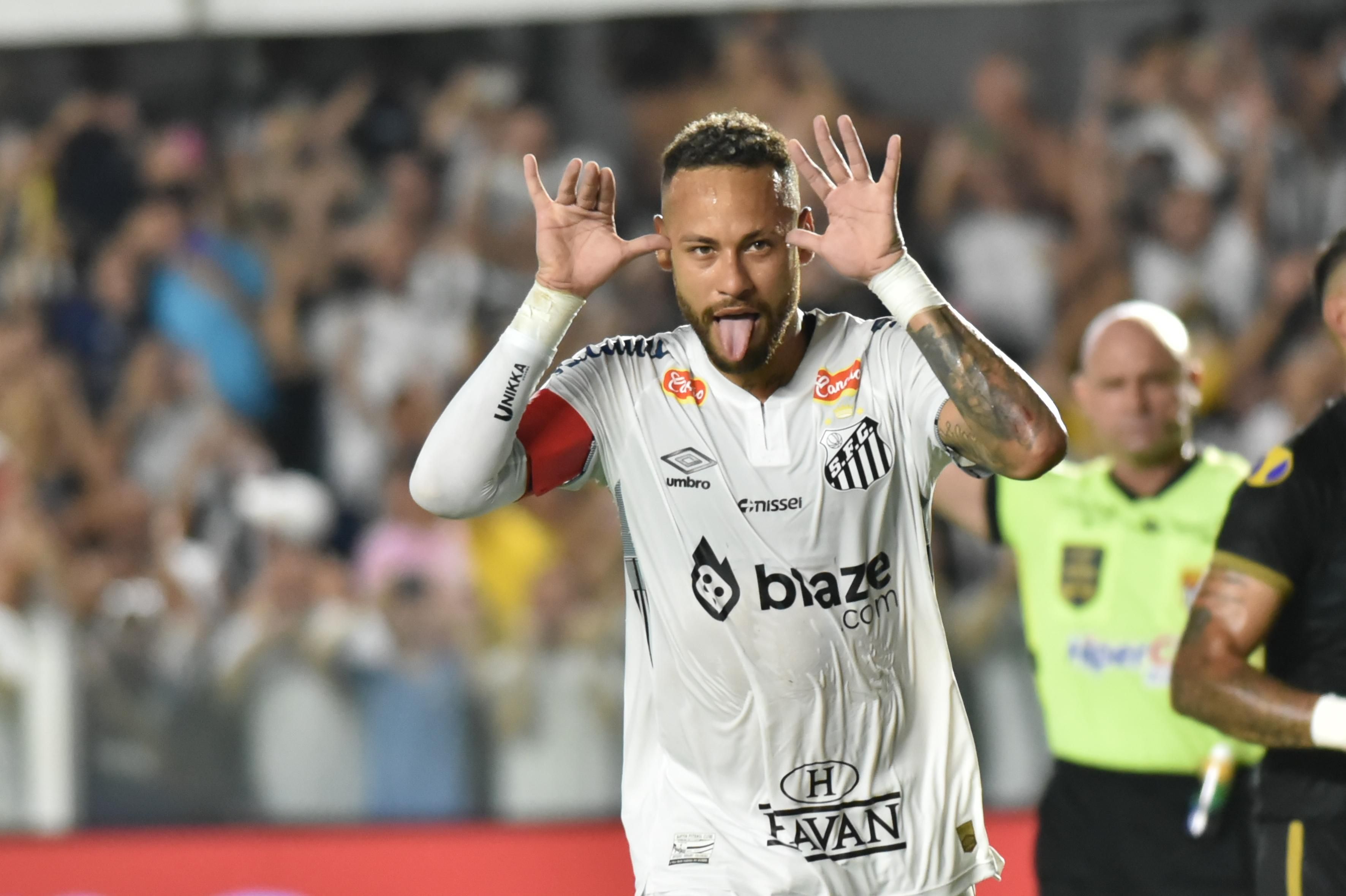 Neymar desencanta, e Santos vence o Água Santa pelo Campeonato Paulista