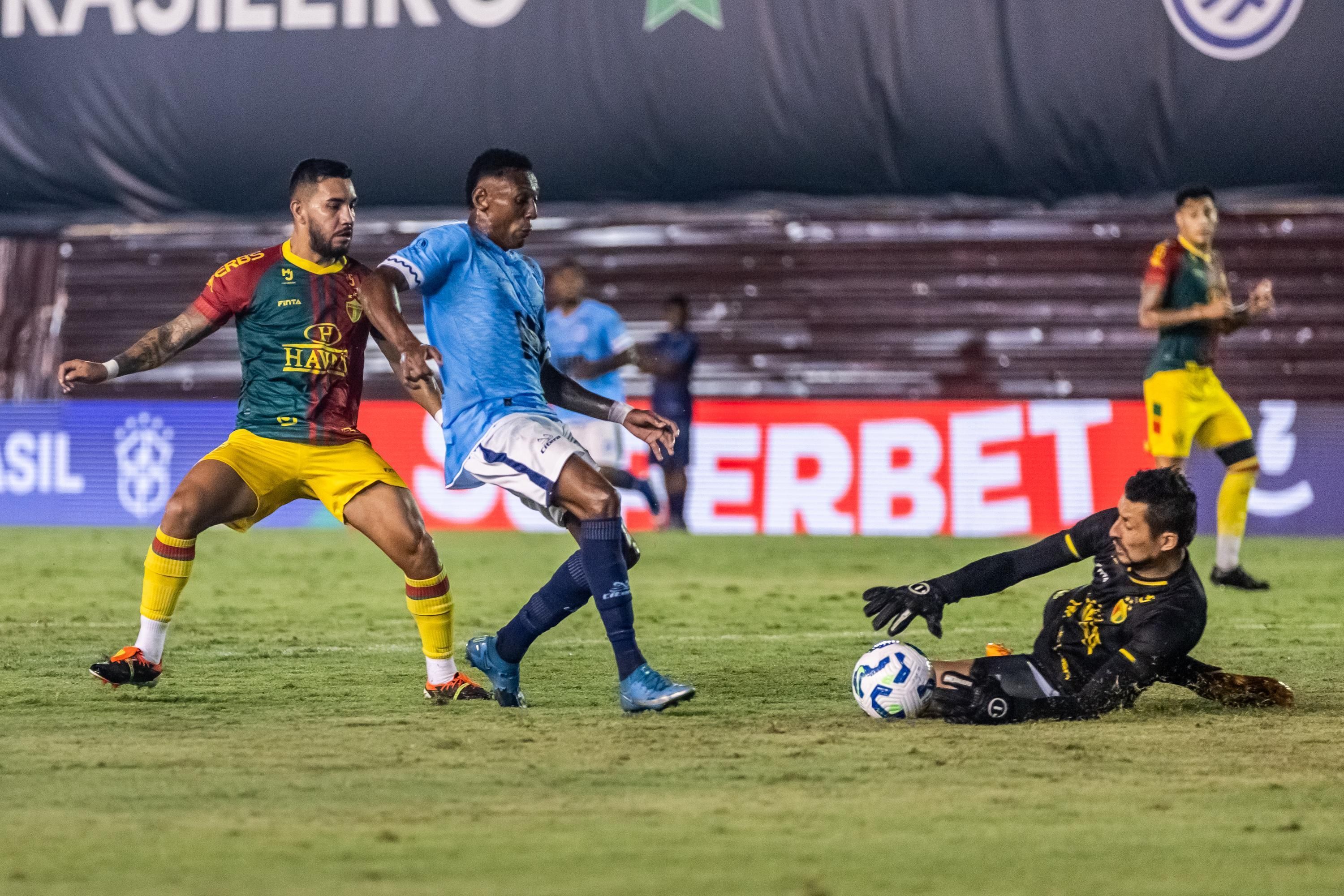 Brusque desbanca Olaria no RJ e se classifica na Copa do Brasil