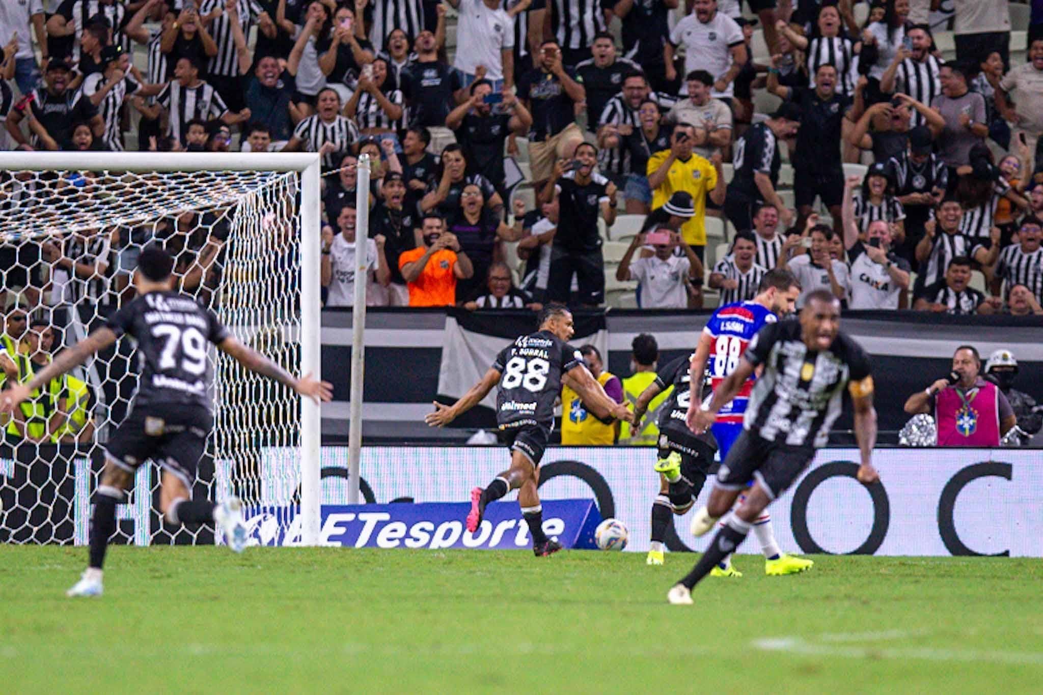 Com gol de pênalti, Ceará vence Fortaleza e abre vantagem na final do Cearense