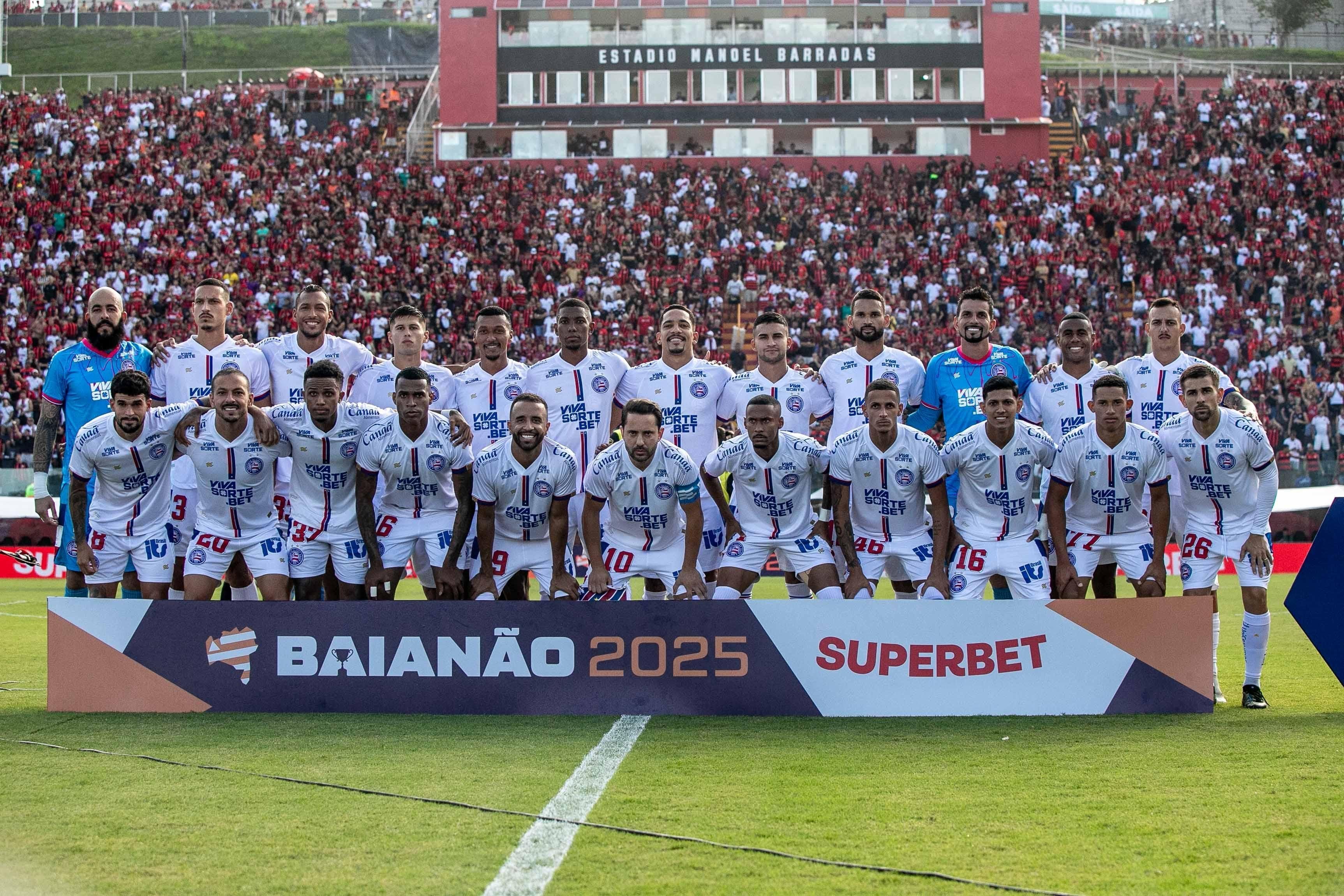 Marcos Felipe brilha, Bahia segura o Vitória e é campeão baiano pela 51ª vez