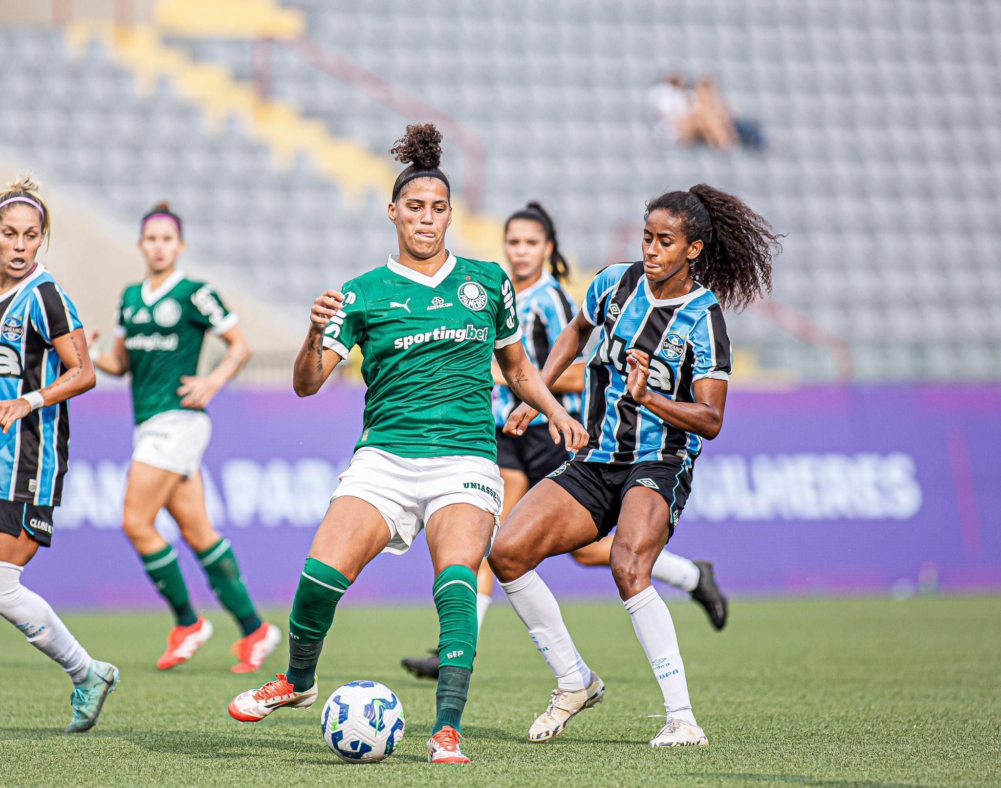Em jogo de seis gols, Palmeiras e Grêmio empatam pelo Brasileiro Feminino