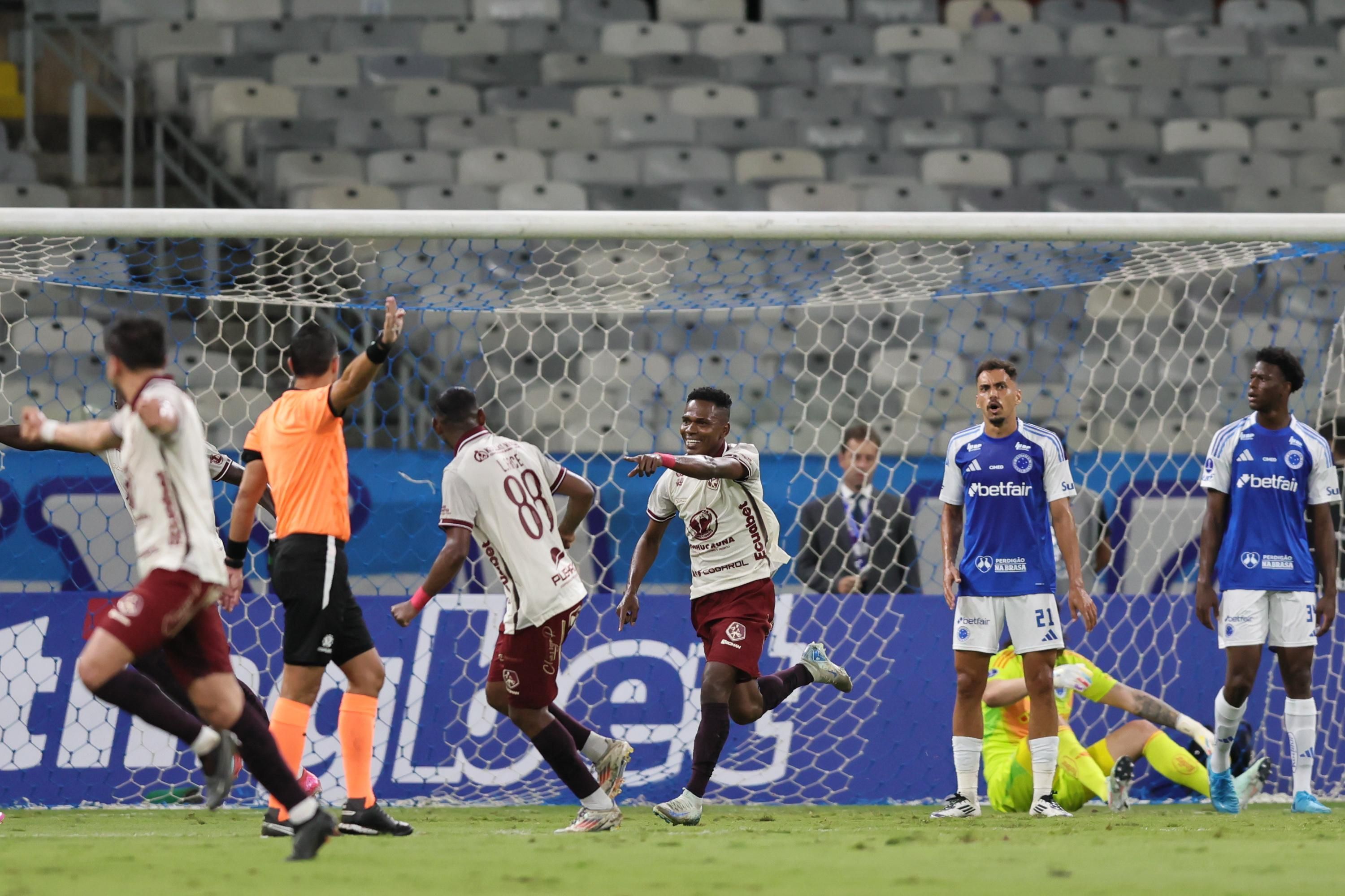 Algoz do Cruzeiro pelo Mushuc Runa perambulou sem brilho no futebol brasileiro