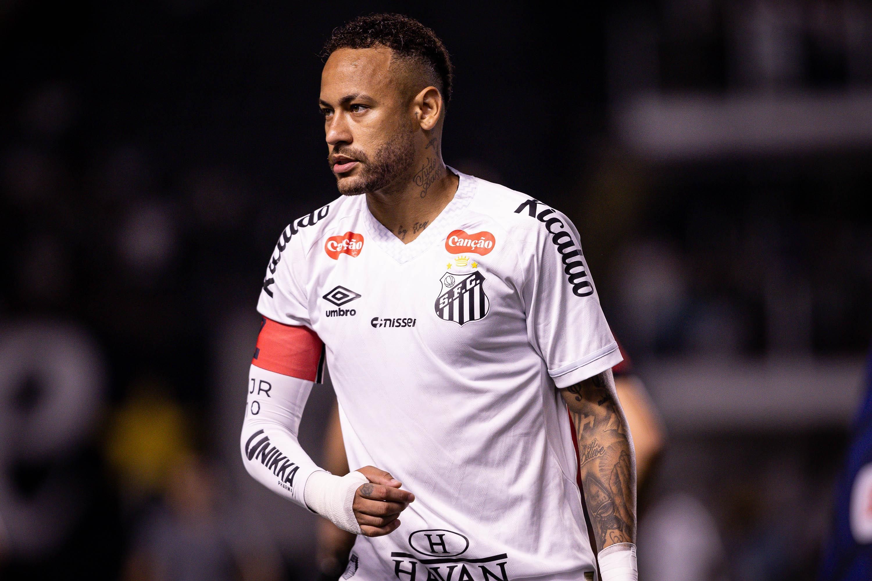 Fica ou não? Presidente do Santos abre o jogo sobre futuro de Neymar