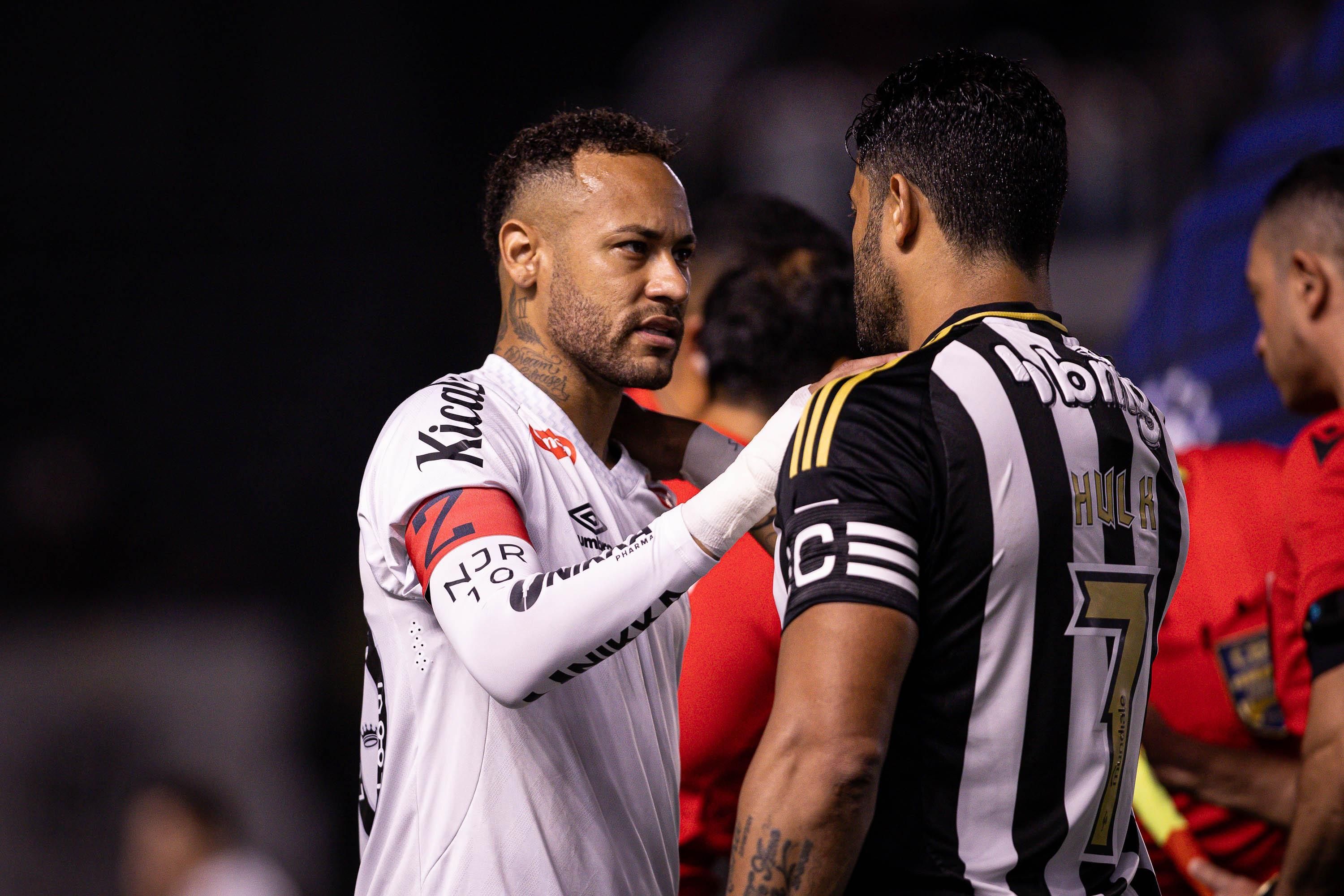 Hulk, do Atlético, celebra reencontro com Neymar e exalta camisa 10 do Santos